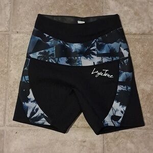 LayaTone Wetsuit Shorts for Men Women 2mm Neoprene Shorts Wetsuit Shorts